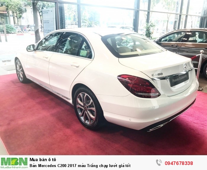Bán Mercedes C200 2017 màu Trắng chạy lướt giá tốt