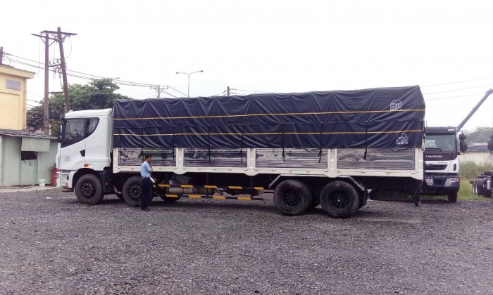 Xe 18 tấn bán giá thanh lý