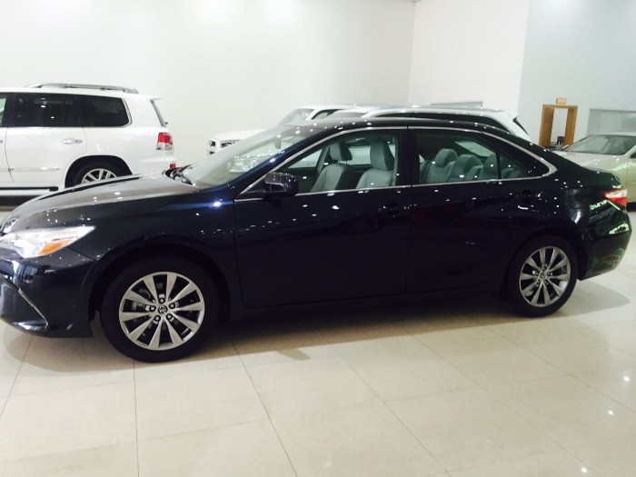 Bán Toyota Camry XLE xe nhập Mỹ phiên bản cao cấp nhất