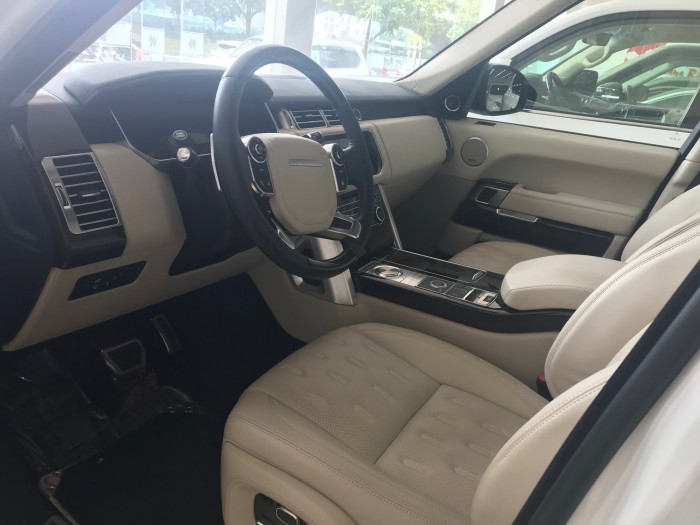 bán Range Rover Autobiography Black L phiên bản đặc biệt có bàn làm việc