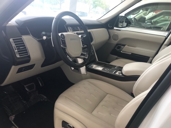 bán Range Rover Autobiography Black L phiên bản đặc biệt có bàn làm việc