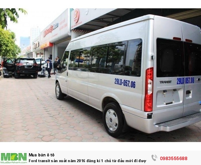 Ford transit sản xuất năm 2016 đăng kí 1 chủ từ đầu mới đi được hơn 1 vạn km còn gần như mới tinh