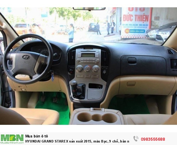 HYUNDAI GRAND STAREX sản xuất 2015, màu Bạc, 9 chỗ, bản nội địa Hàn Quốc.