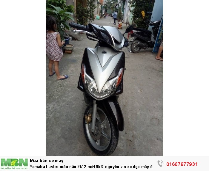 Yamaha Luvias màu nâu 2k12 mới 95% nguyên zin xe đẹp máy êm chạy mạnh vọt lợi xăng lên ga