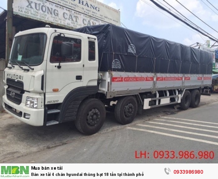 Bán xe tải 4 chân Hyundai thùng bạt 18 tấn tại thành phố
