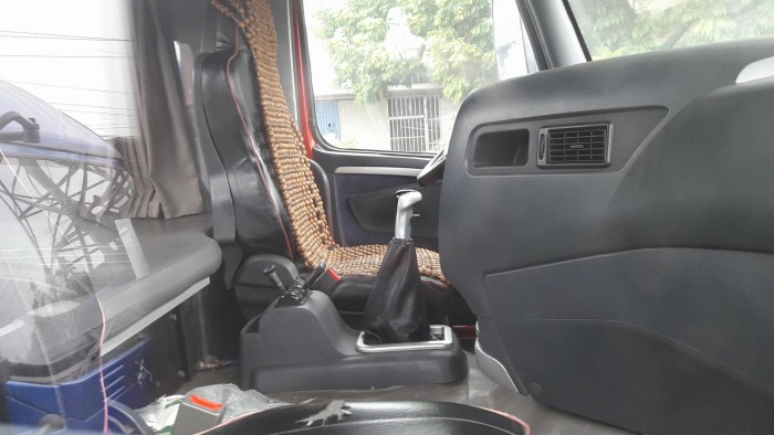 Đầu Kéo - Romooc đời 2014, màu đỏ, biển 88