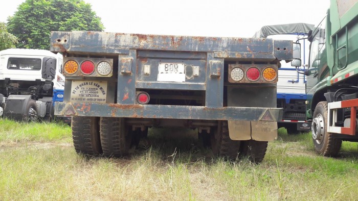 Đầu Kéo - Romooc đời 2014, màu đỏ, biển 88