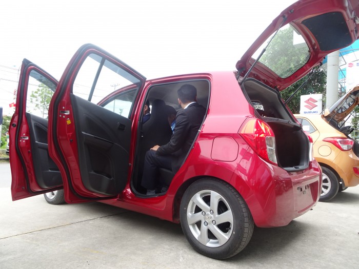 Suzuki Celerio 2018, Xe 5 chỗ nhập khẩu nguyên