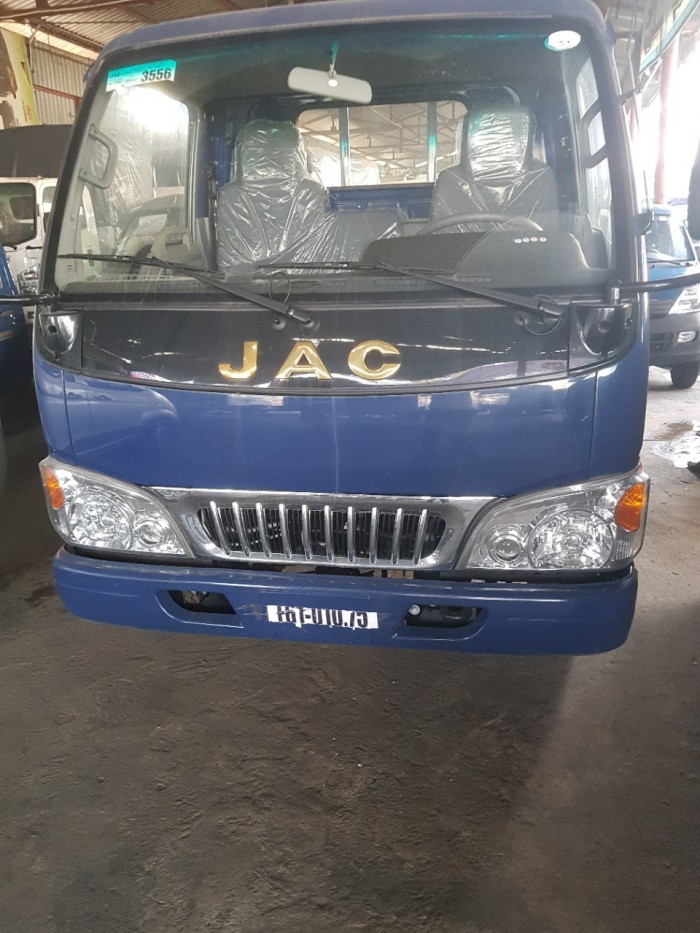 Xe tải Jac 2.4t hỗ trợ trả góp 95% giá trị xe