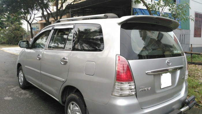 Cần bán xe Toyota Innova MT 2007 Màu Bạc