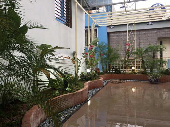 Bán nhà Nguyễn Văn Cừ, Long Biên 76 m2 5 tầng  MT 4m, giá 5.75 tỷ