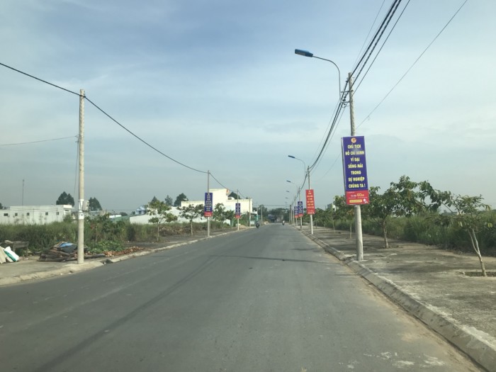 Bán đất mặt đường thị trấn bến Thủ Thừa