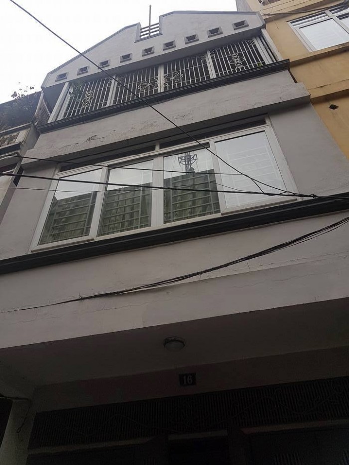 Hoàng Cầu ...Bán Nhà phân lô, kinh doanh tốt