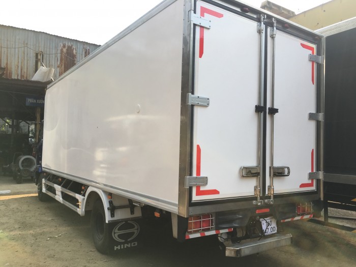 xe tải hino 6t thùng bảo ôn, xe tải bảo ôn hino 6t, xe tải hino fc bảo ôn