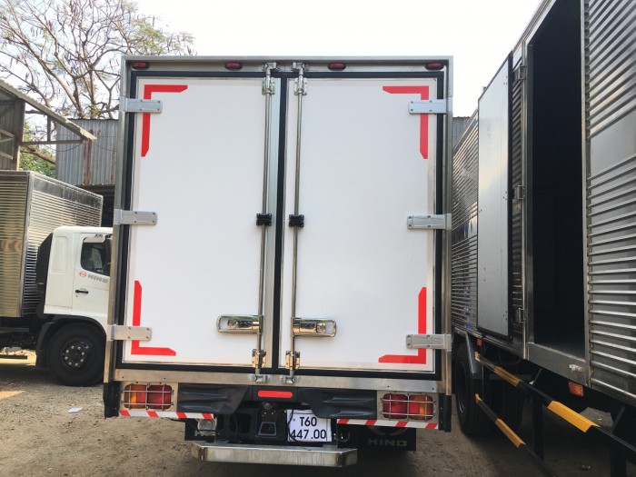 xe tải hino 6t thùng bảo ôn, xe tải bảo ôn hino 6t, xe tải hino fc bảo ôn