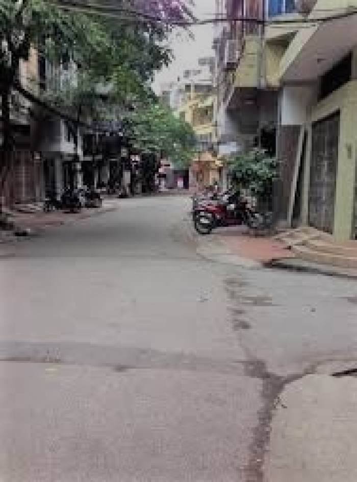Nhà mặt phố Trần Quang Diệu, Đống Đa, 62m2, mặt tiền 6m !!!