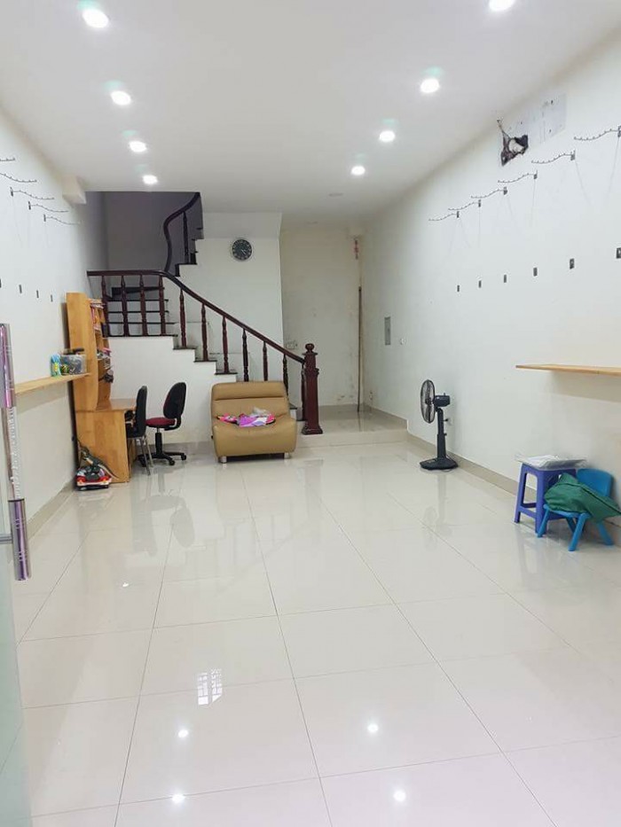 Công Vinh bán nhà Mặt Phố Hạ Đình, Ô Tô tránh, 50mx 4 tầng, MT 5m