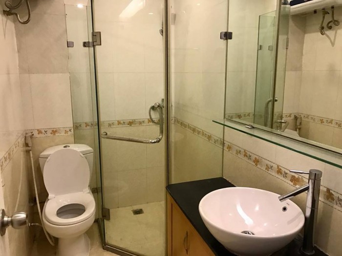 Nhà đẹp ở luôn Phố Lê Trọng Tấn 35m2, 5 tầng, Mt 3.5m