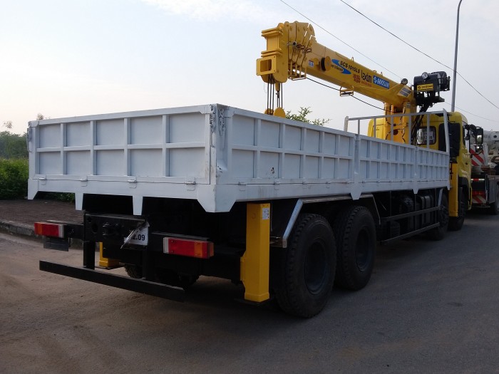 Bán Xe Dongfeng 4 Chân Gắn Cẩu Xe Dongfeng 18T Giao Ngay- Trả Trước 5%- Đại Lý Xe Tải Uy Tín.