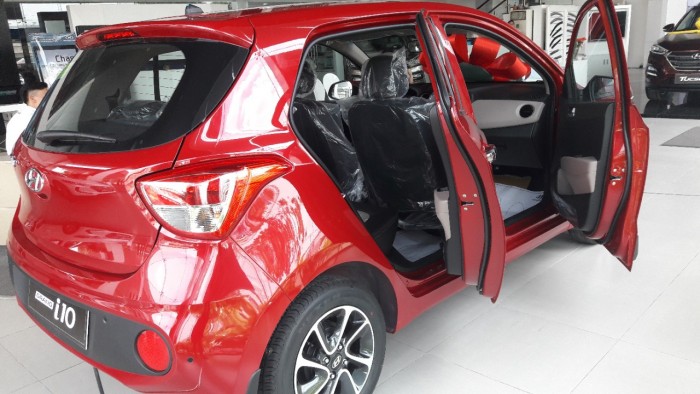 Chương Trính Bán Giá Gốc , Khuyến Mãi 65 Tr Khi Mua I101.2l Hatchback 2017