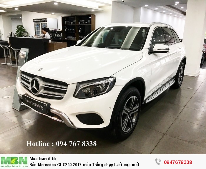 Bán Mercedes GLC250 2017 màu Trắng chạy lướt cực mới