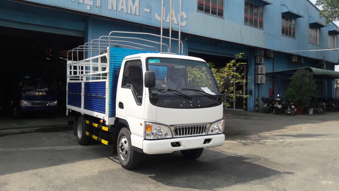 Xe tảI Jac 2t4 khuyến mãi dịp Noen 10 triệu