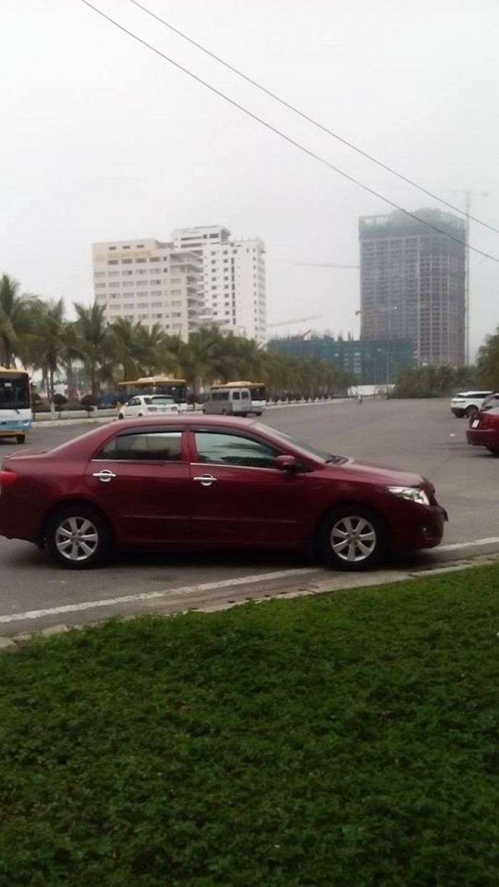 Xe ô tô toyota altis 2009 màu đỏ đô