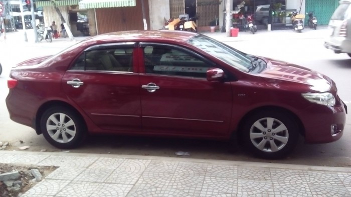 Xe ô tô toyota altis 2009 màu đỏ đô