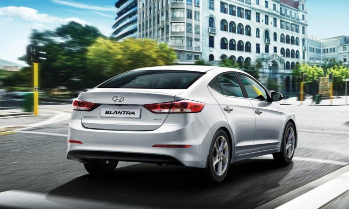 xe elantra 2017 giảm tới 80 triệu GIAO XE NGAY tại huyndai Bà Rịa Vũng Tàu