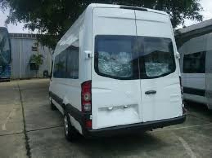 Xe du lịch 16 chỗ - JAC - M628 kết hợp động cơ Izuzu với kiểu dáng hiện đại giá rẻ nhất thị trường