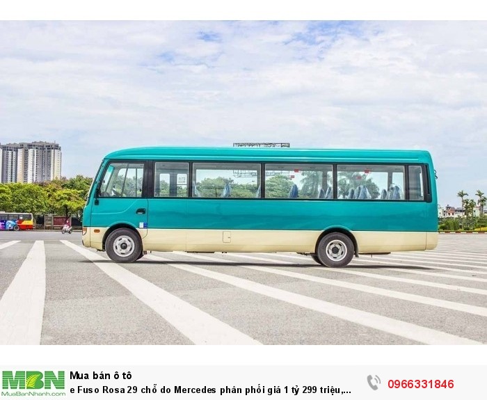 e Fuso Rosa 29 chỗ do Mercedes phân phối khuyến trong tháng 12/2017