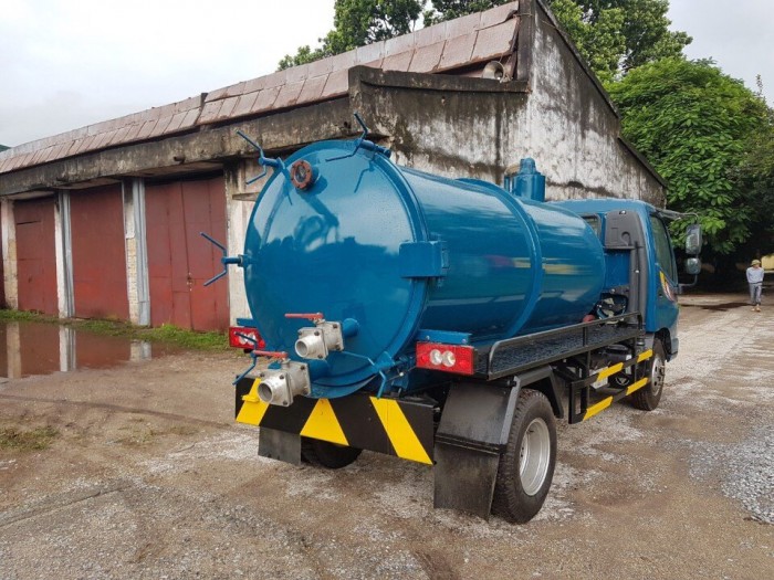 Xe hút chất thải 4 khối thaco