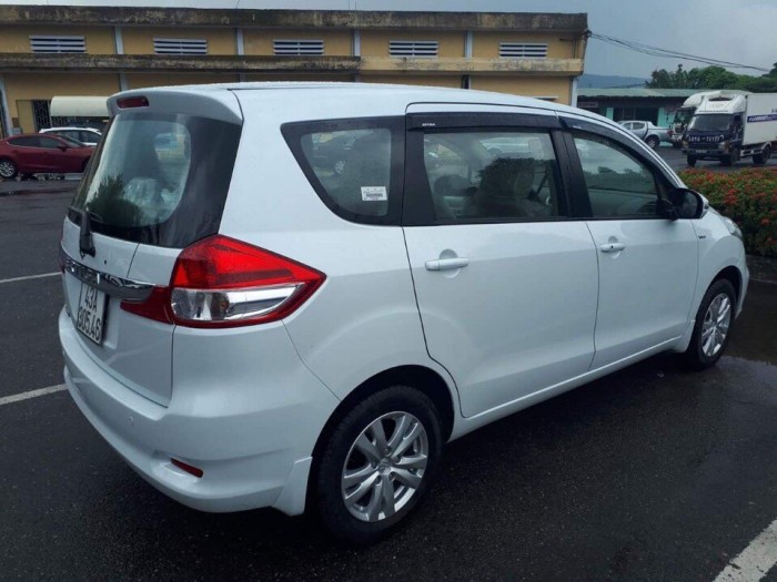 Suzuki Ertiga 2017 mới khuyến mại hấp dẫn