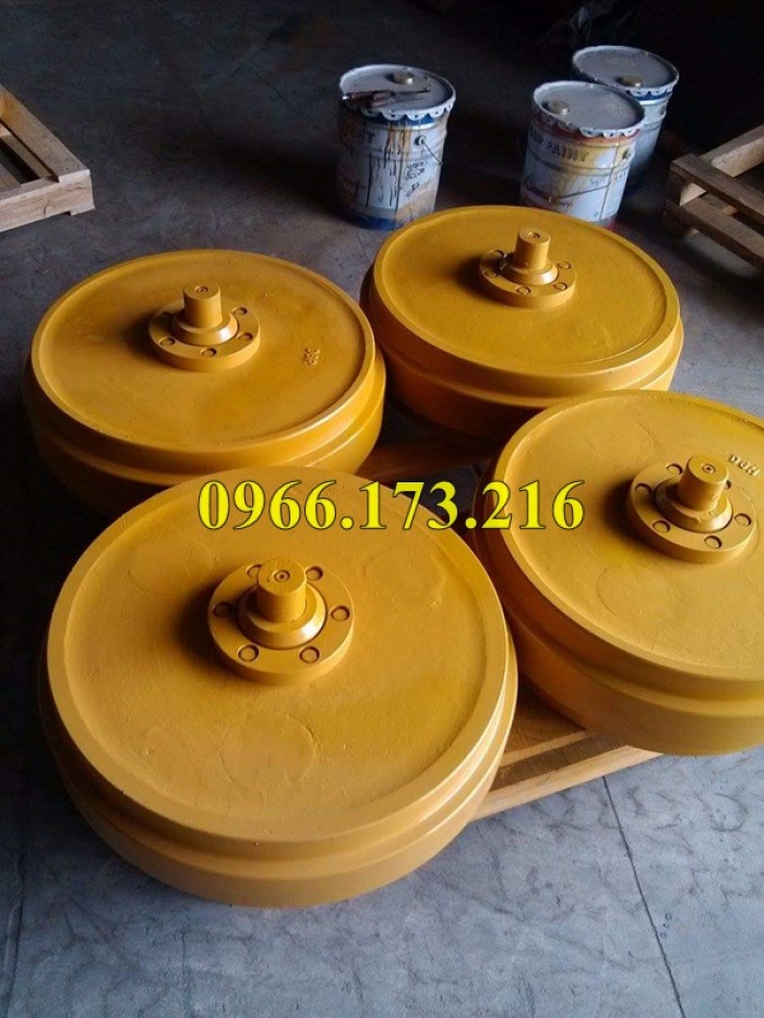 Bánh dẫn hướng máy xúc