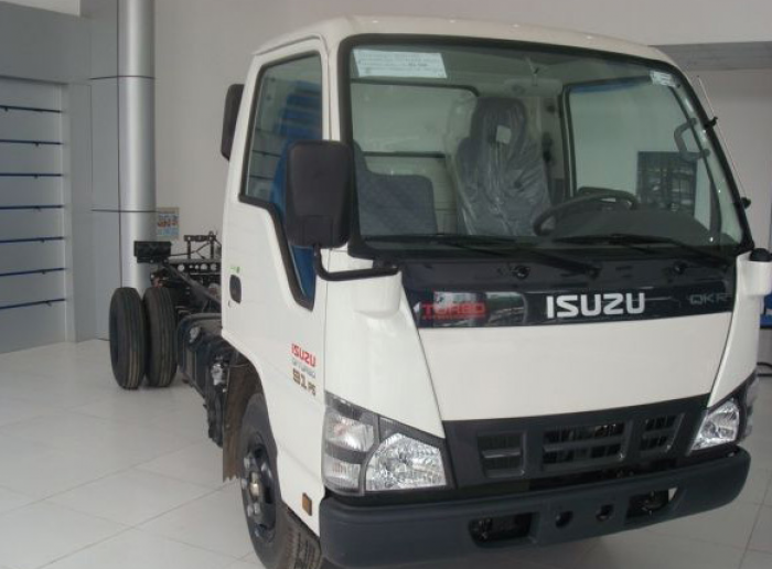 Bán xe tải Isuzu 1,9 tấn/1T9 thùng dài 4m3 nhập khẩu 3 cục chính hãng Nhật Bản
