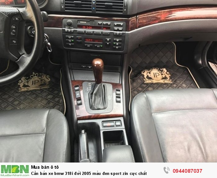 Cần bán xe bmw 318i đời 2005 màu đen sport zin cực chất
