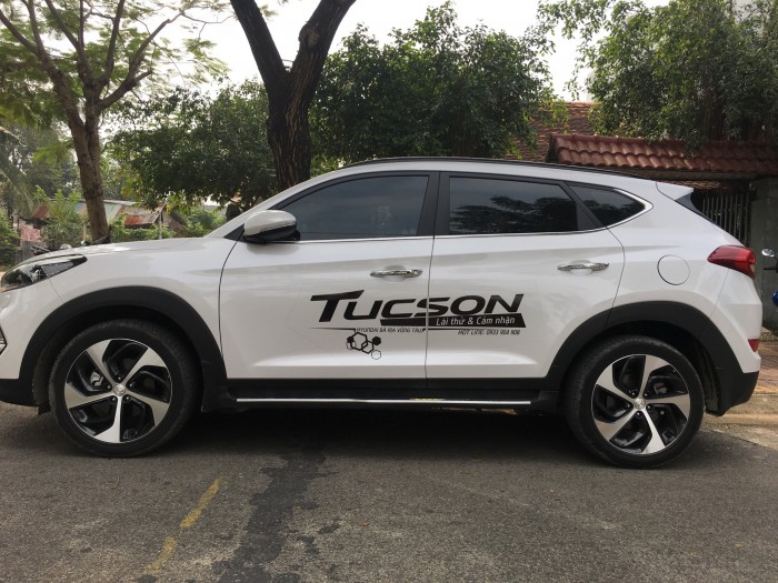 Xe tucson giá 760 triệu TRẢ GÓP THỦ TỤC ĐƠN GIẢN và nhanh chóng giao xe ngay