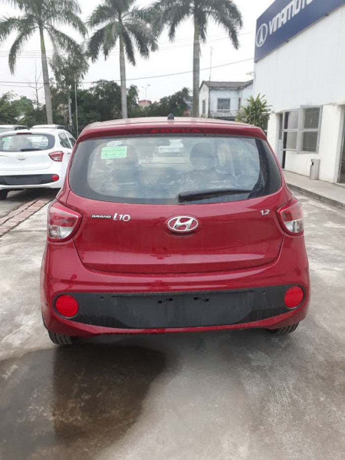 Hyundai i10 1.0 MT giá hấp dẫn. giao xe ngay