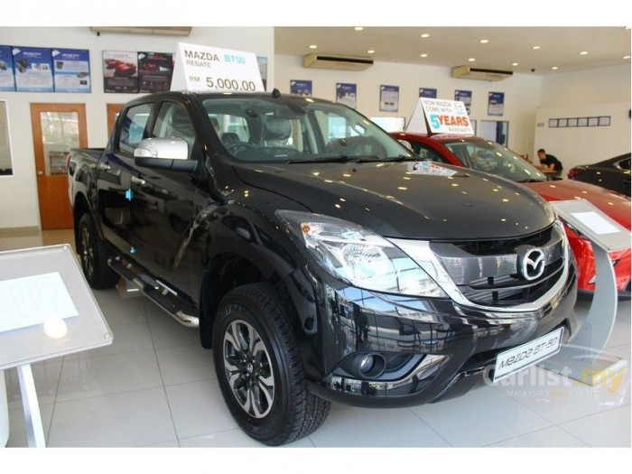 Cần bán Mazda BT 50 2.2 MT 2018  nhập khẩu