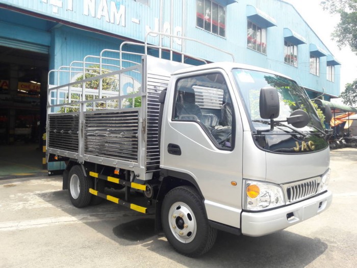 Xe tải jac xe 2,5 tấn, tặng 20 triệu noen