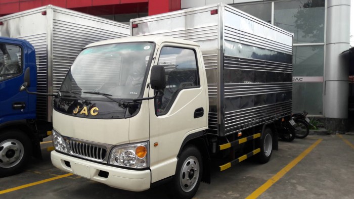 Xe tải jac xe 2,5 tấn, tặng 20 triệu noen