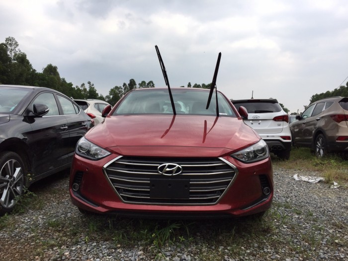 (Hyundai Giải Phóng) Hyundai Elantra 1.6 AT giao xe ngay