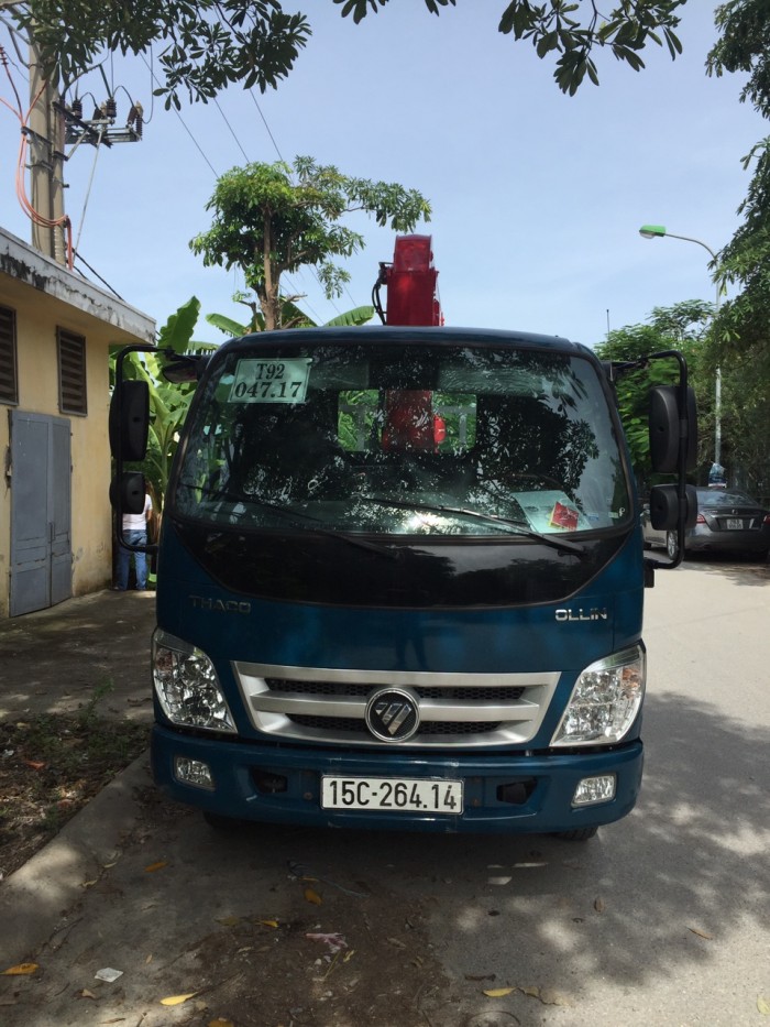 Xe Thaco trường hải Olin500B  5 tấn gắn cẩu Unic 3 tấn