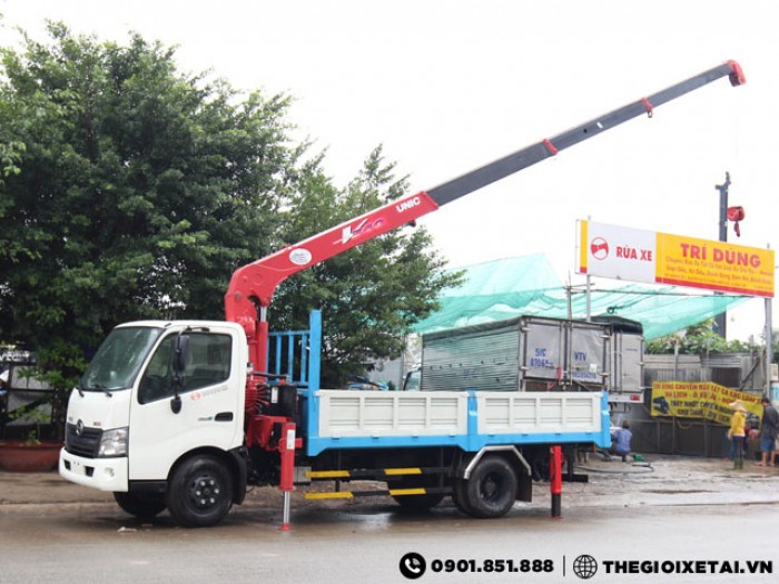 Bán Trả Góp  Xe Tải Hino 6 Tấn Gắn Cẩu Lãi Suất Ưu Đãi - Xe Có Sẵn Giao ngay-Đại Lý Xe Hino Sài Gòn.