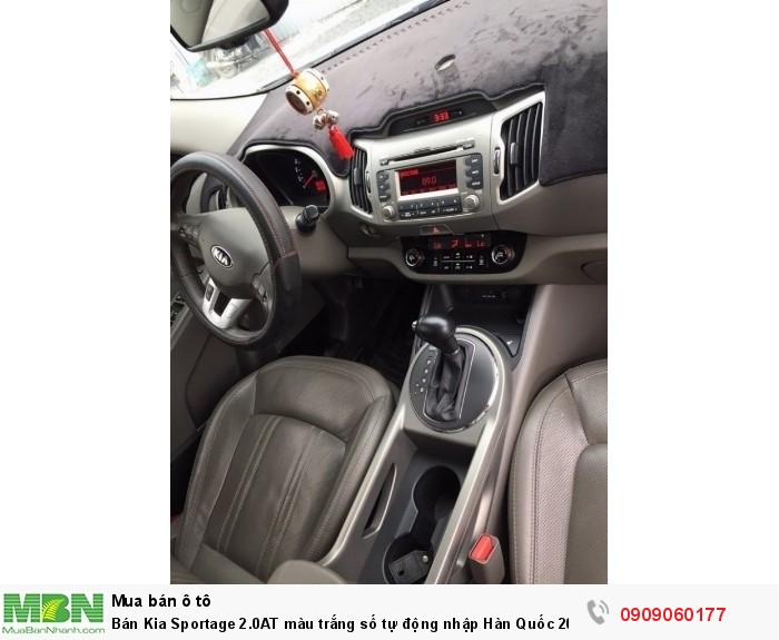 Bán Kia Sportage 2.0AT màu trắng số tự động nhập Hàn Quốc 2013 biển Sài Gòn