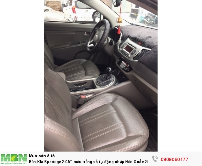 Bán Kia Sportage 2.0AT màu trắng số tự động nhập Hàn Quốc 2013 biển Sài Gòn