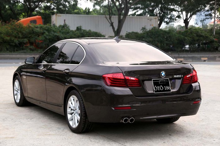 BMW 520i LCI model 2016