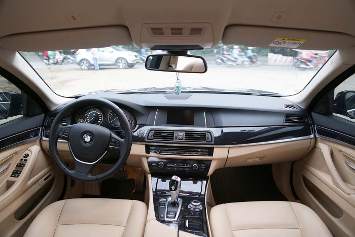 BMW 520i LCI model 2016