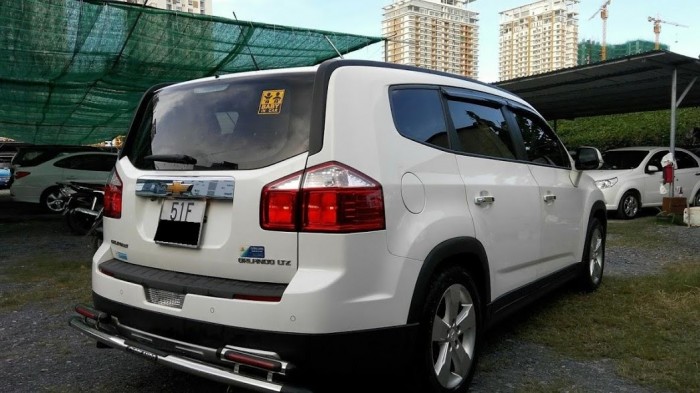 Xe Mỹ MPV 7 chỗ Orlando tự động giá 580tr chạy gia đình