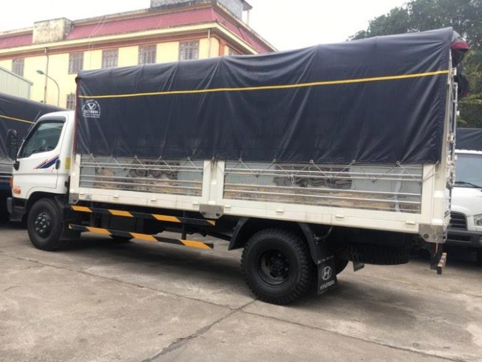 Xe tải hyundai hd120sl thùng dài 6m2